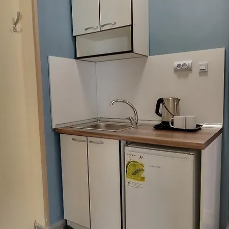 Oasis ゲストハウス 2*