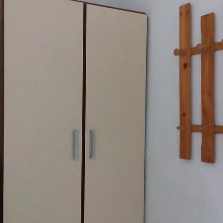 ゲストハウス Oasis キテン