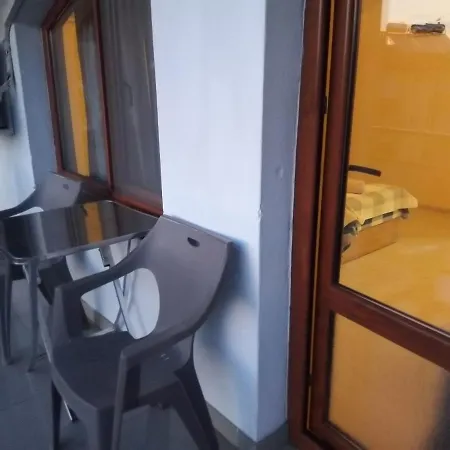 Oasis ゲストハウス キテン